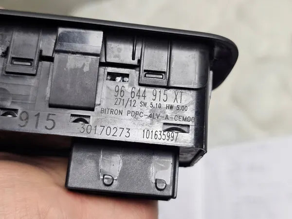 Raam- en spiegelbedieningsschakelaar Peugeot 308 I T9 image 4