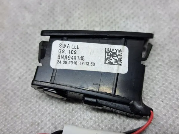 Vänster Filbytesassistent Sensor VW Tiguan II 5NA949145 image 4