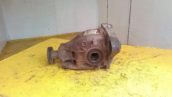 Diferencial trasero BMW E39 2.5 TDS 1428488 image 6