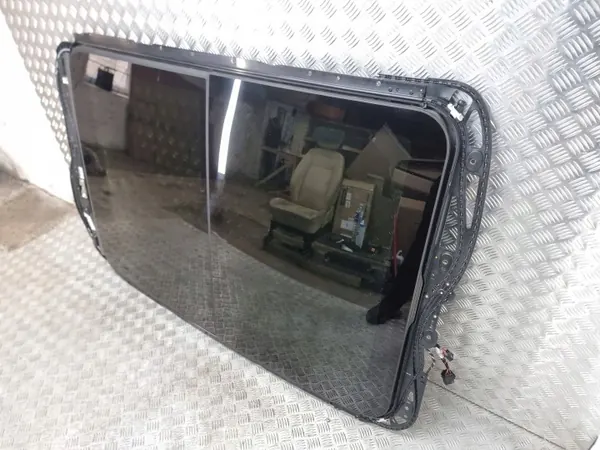 Kattoikkuna Porsche Cayenne OEM 7P0877041C - Käytetty image 3