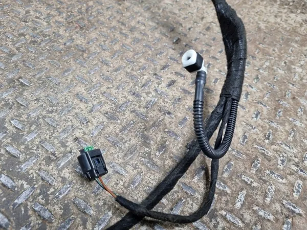 Manguera lavaparabrisas OEM 8K0973724 para VW Tiguan Allspace image 3