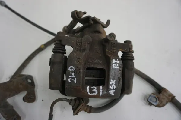 Mitsubishi ASX III Hinterer Bremszylinder Links Rechts OEM 9273763622 image 7