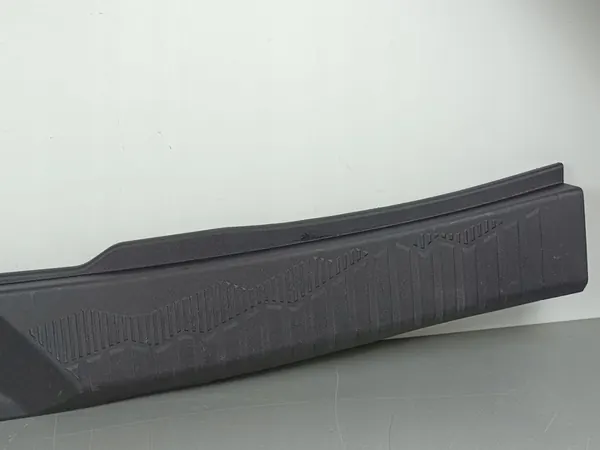 Subaru Forester SK Cargo Threshold 94026SL000 image 4