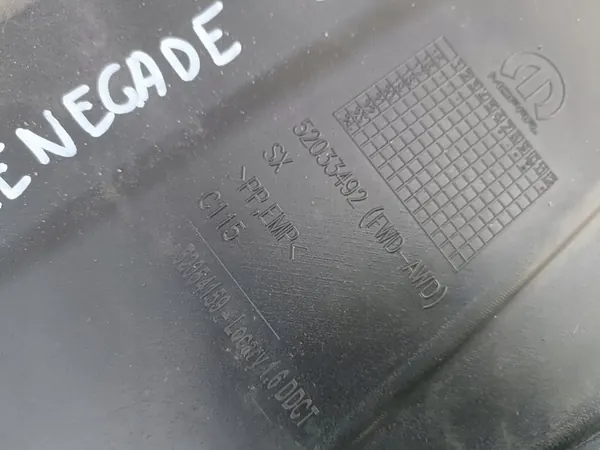 Front Left Wheel Arch Jeep Renegade 2014-2017 OEM image 2