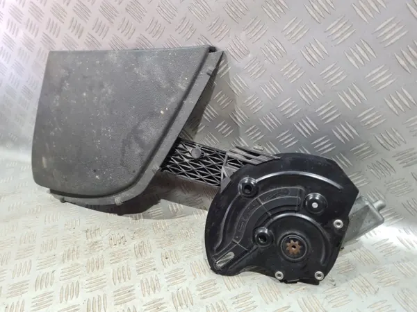 Opel OE Vasen Katton Moottorivipu Astra H Cabriolle image 3