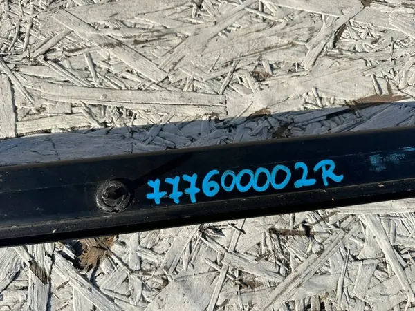 Schiebetür-Führungsschiene Rechts OEM 777600002R image 5