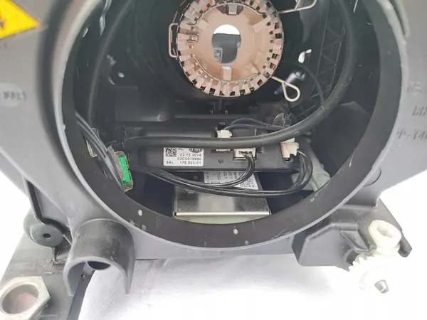 Farol Dianteiro para VW Tiguan 2011-2016 Direito 1ZS 010 748-321 image 8