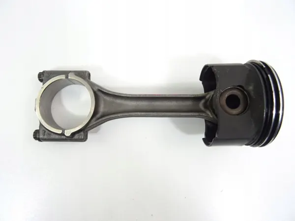 Biela Audi A4 B9 2.0 TDI 05L 2015-2019 image 8
