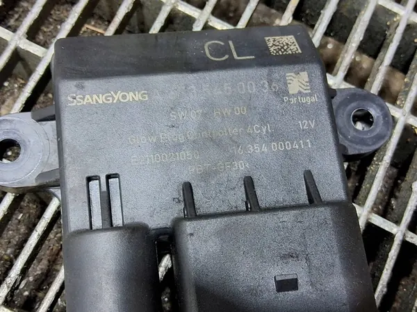 Glödstift Relä SsangYong Tivoli 2018 A6735450036 image 5