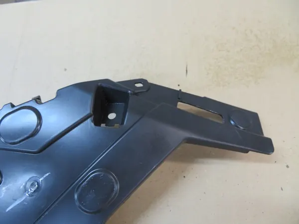 Right Fender Mounting BMW X5 F15 image 4