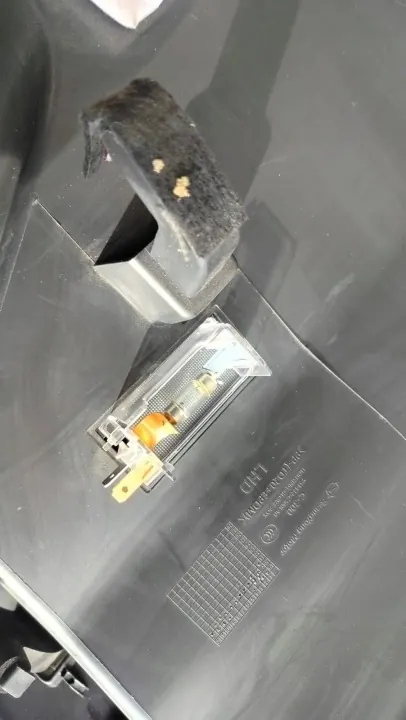 SsangYong Korando IV Console Tray OEM YS1422-C300LA0 image 7