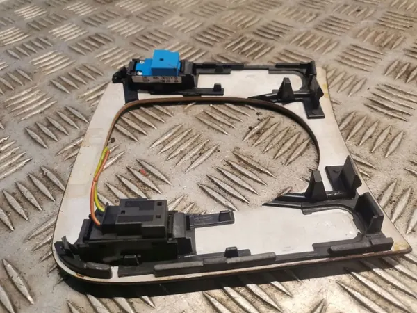 Marco de puerta Mercedes-Benz S W220 OEM MDY31743 image 3