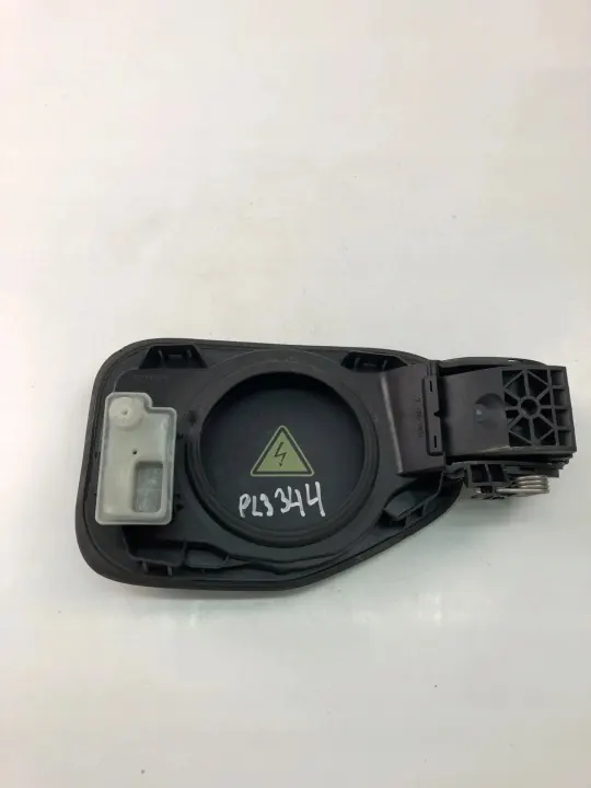 Volvo XC40 Plug-In Bisagra Puerta Toma Carga OEM 31356739 image 3