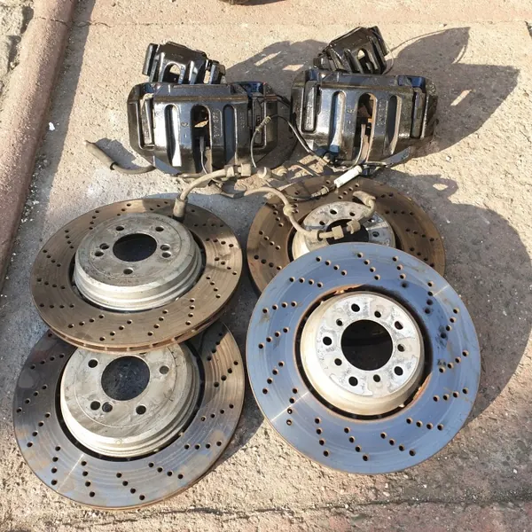 Komplett-Bremsensatz OEM 12345 für BMW E60 M5/E63 M6 image 3