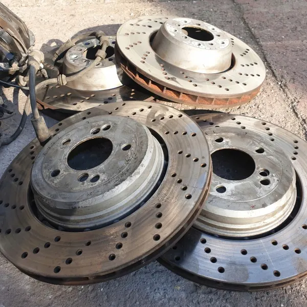 Komplett-Bremsensatz OEM 12345 für BMW E60 M5/E63 M6 image 4