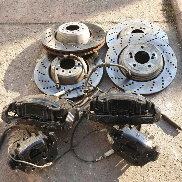 Komplett-Bremsensatz OEM 12345 für BMW E60 M5/E63 M6 image 5