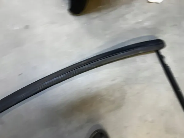 OEM 99653707701 etuikkunan tiiviste Porsche 911 996 image 6