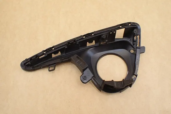 TOYOTA Yaris III LIFT 17- Griglia Faro Destro 814810D360 image 9