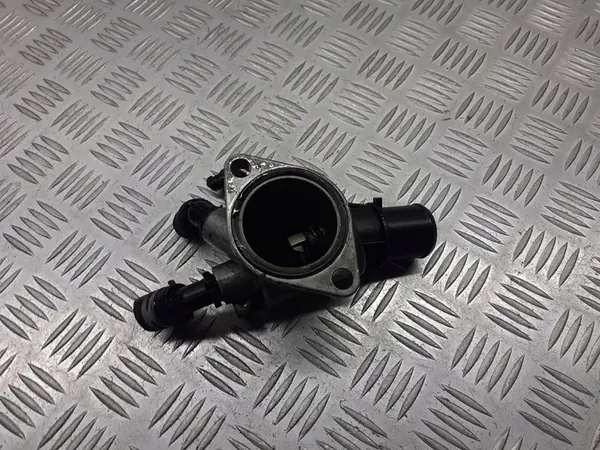 Carcasa de termostato Opel Signum 1.9 CDTI 55203388 image 3