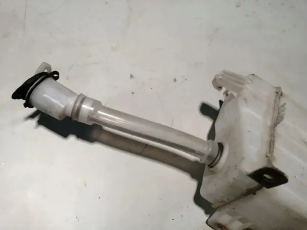 Toyota OE pesunestesäiliö OEM 060851073 Avensis Versolle image 3