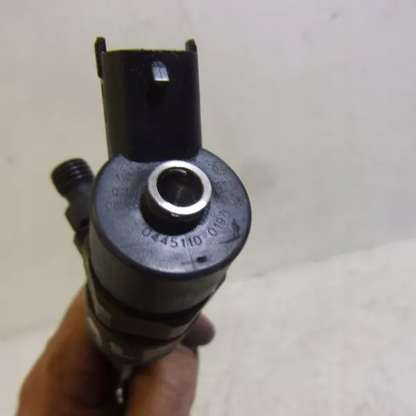 Conjunto de injetores Alfa Romeo 147 1.9 JTD image 6