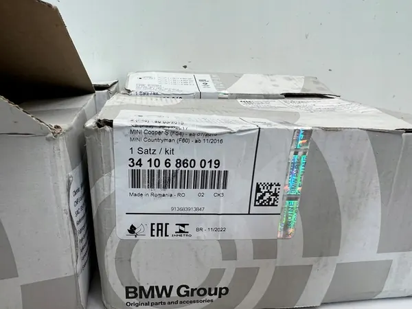Set voorremblokken BMW F39 F40 F45 F46 F48 OEM image 4