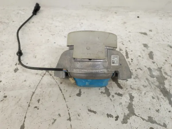 Soporte de motor izquierdo Mercedes Clase S W222 3.0 V6 AMG image 2