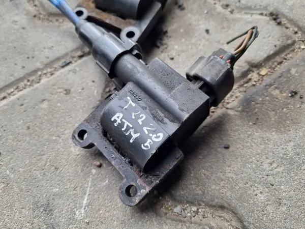 Bobinas de ignição e fios Toyota Avensis T22 2.0 3S-FE image 2