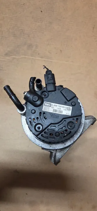 Mercedes A W168 1.7 CDI Alternator A6681540302 image 2