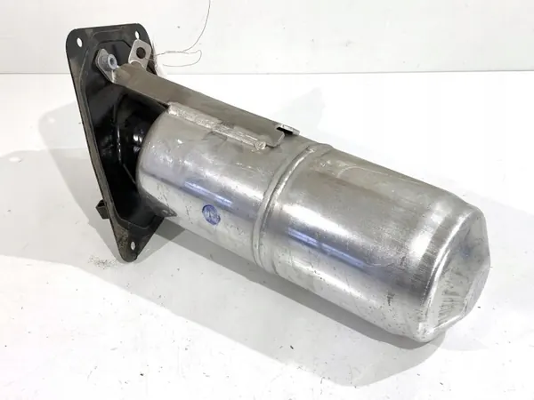 Painesäiliö OEM 4K0616204A Audi A6 C8:lle image 2