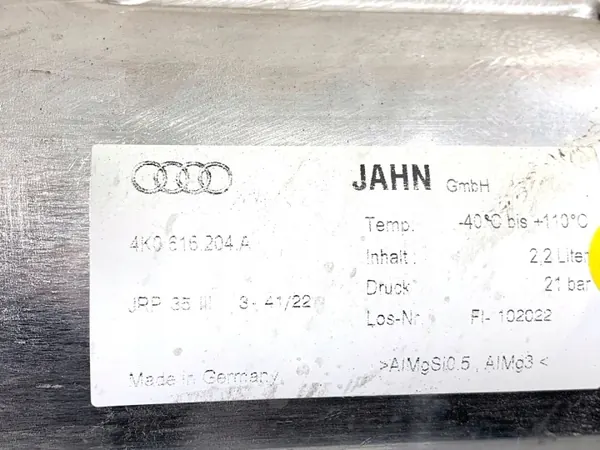 Painesäiliö OEM 4K0616204A Audi A6 C8:lle image 4