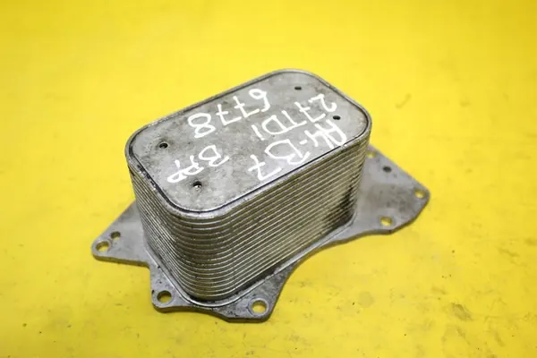 Ölkühler A4 B7 2.7 TDI BPP OEM 059117021J image 2