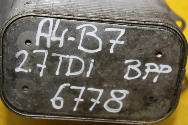 Ölkühler A4 B7 2.7 TDI BPP OEM 059117021J image 5