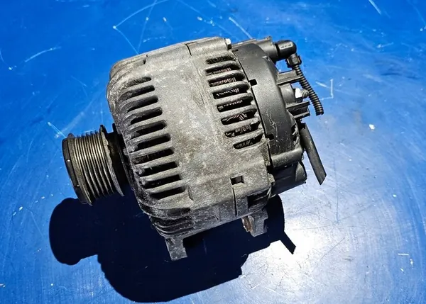 Vaihtovirtageneraattori Volkswagen 2.0 TDI OE 021903026L image 2