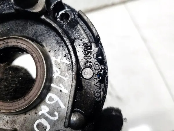 Pompe à huile OEM 9458425 pour Volvo S40 1.8L 1998 image 4