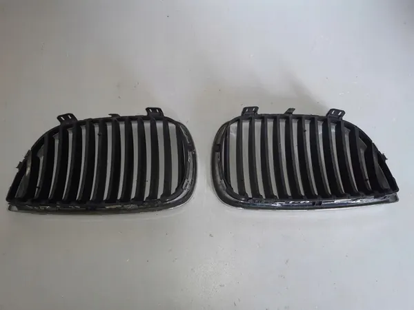 BMW 1 E81 E82 E87 E88 Left Right Grille 51137077129 51137077130 image 4