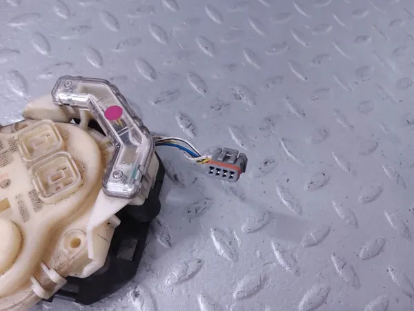 OEM 963011AH0E Oikea peiliosa Nissan Muranolle image 3