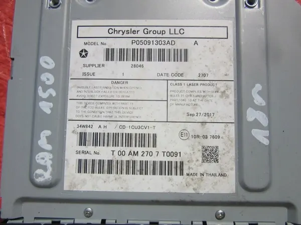CD-vaihtaja Dodge RAM 1500 2018 OEM 4x4OE006686 image 3