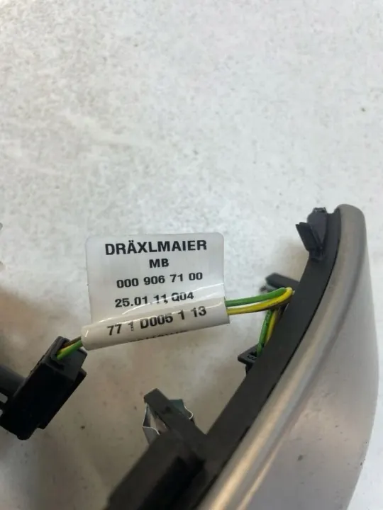 Mercedes-Benz GL X166 opbergvakframe OEM 0009067100 image 3