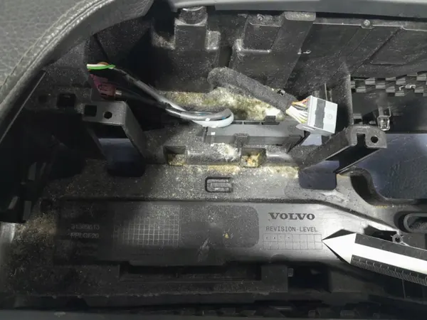 Accoudoir tunnel central Volvo XC90 II OEM 31389613 image 8