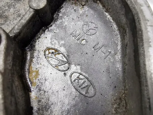 Jakopään kansi Öljypumppu OEM 13G120275A1 Kia 1.6 CRDi image 5