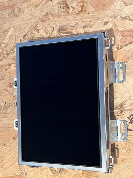 Maserati Levante displaymonitor OEM 670154202 image 2