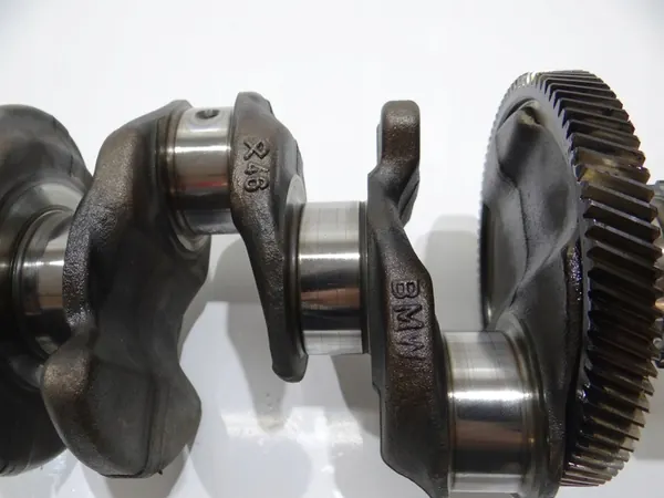 Vevaxel BMW X1 E84 N47D20C OE 8513673 image 4