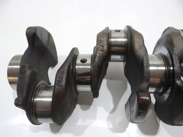 Vevaxel BMW X1 E84 N47D20C OE 8513673 image 5