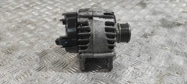 DACIA DUSTER 2014 1.5 DCI Vaihtovirtageneraattori 231005770R image 3