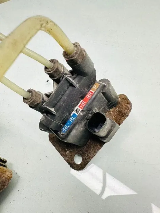 Suspension Compressor Mercedes E T-Model S212 P2830 image 3