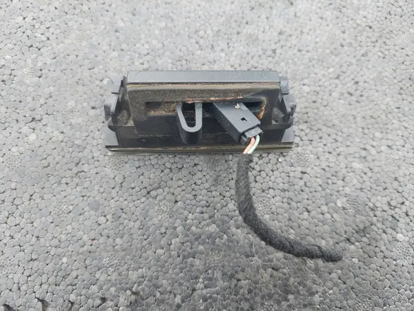 AUDI A4 B5 LIFT SEDAN LUZ DE PLACA DIREITA image 5