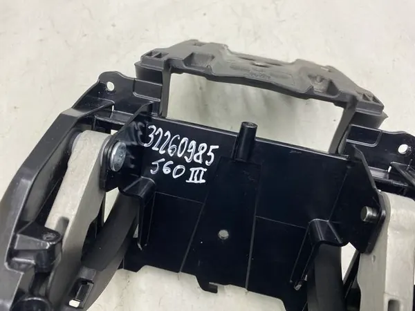 Volvo XC60 II armleuningframe OEM 31420994 image 4