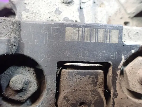 PEUGEOT 206 02-09 2.0 HDI Alternator 150A image 8