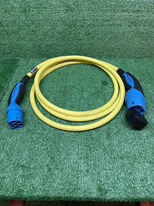 Cable de Carga MERCEDES 32A 22KW 4 Metros image 2